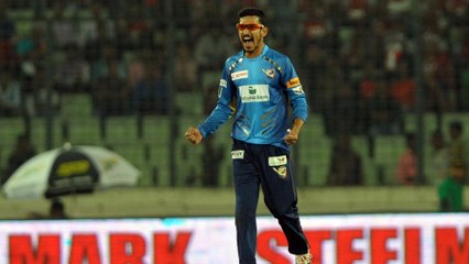 Nasir Hossain's brilliant catch on boundary, BPL 2016  Match 21