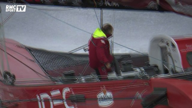 Francis Joyon a quitté Brest, il s'attaque au Trophée Jules Verne