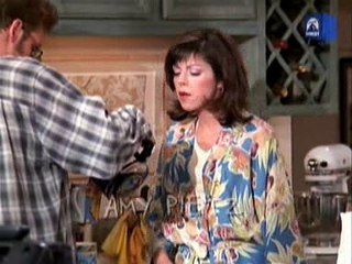 Caroline In The City - 408 - Caroline And The Diva