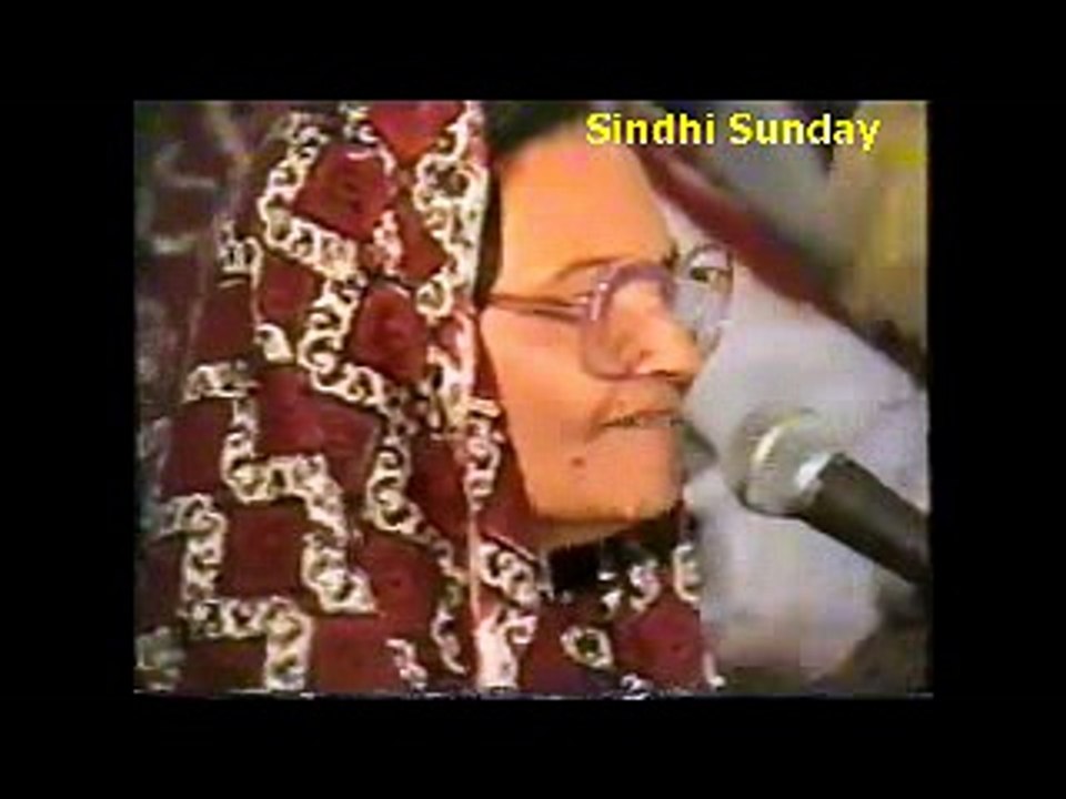 Zarina Baloch " Sindhr^ia  te  sir ker  na  d^eendo "