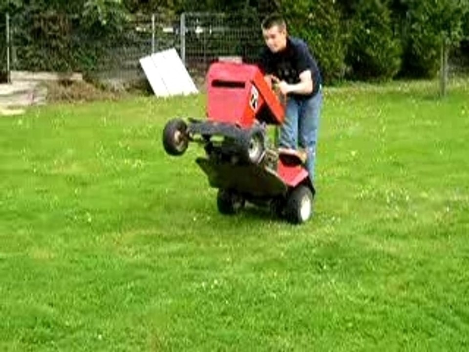 wheeling et acceleration de la supertondeuse lol