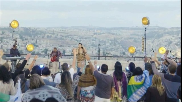 12. Fernanda Brum - Santo (Holy) - DVD Da Eternidade Ao Vivo Em Israel