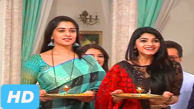 Simar And Khushi Welcomes Anjali | Sasural Simar Ka | 22nd November 2016