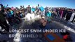 Elle nage 50m sous la glace en apnée ! Record du monde !