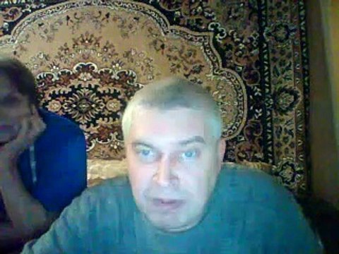 Моя мама против меня — Мы смотрим пародию по компу