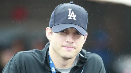 Ashton Kutcher partage une histoire touchante sur Airbnb