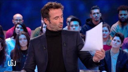 Le Grand Journal : Victor Robert fait une boulette dans ses fiches sur François Berléand