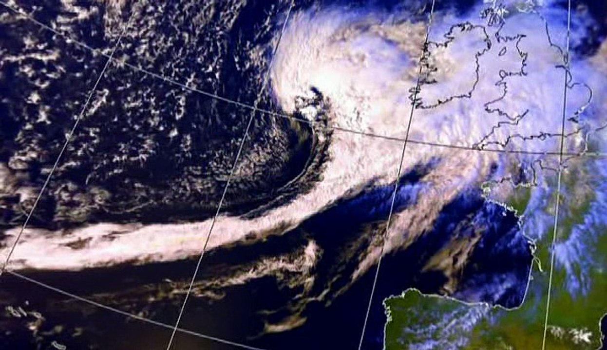 The Sea King - Britain's Flying Past