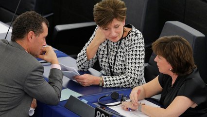 Britischer Brexit-Minister Davis besucht Europaparlament