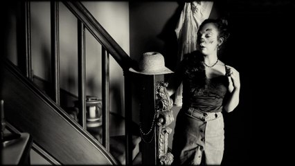 Je suis LES YEUX VAIRONS