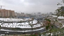 Pollution : la neige offre une bouffée d'oxygène aux habitants de Téhéran