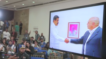 Negociador oficial: nunca se ha planteado una salida electoral de Nicolás Maduro