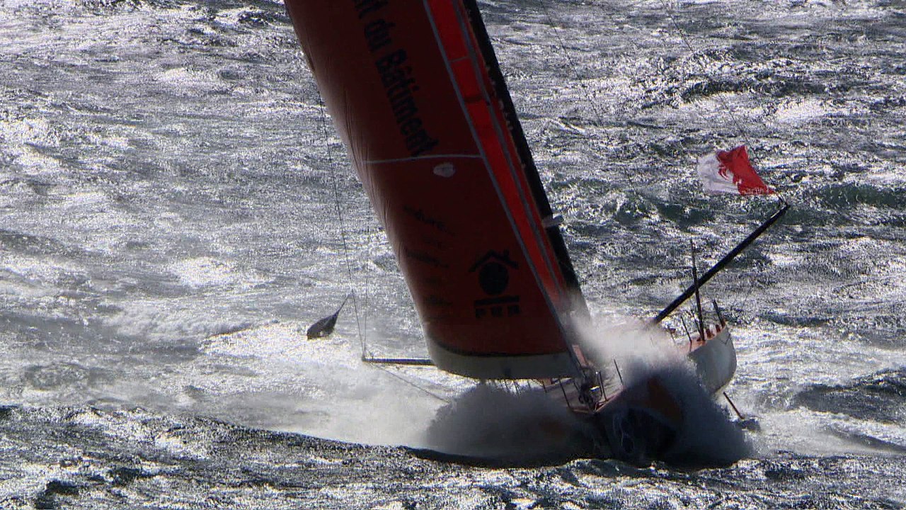 J17 : La réaction de Vincent Riou suite à son abandon / Vendée Globe