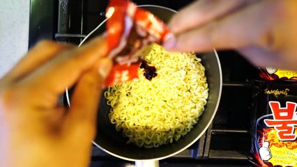 SPICY RAMEN CHALLENGE!