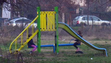 Prindërit e Çairit protestojnë kundër kushteve mizore në çerdhe