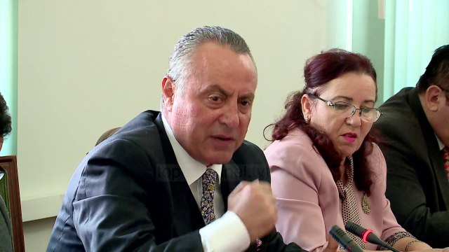 Buxheti i ulur për sportet, Ylli debaton me ministren Nikolla - Top Channel Albania - News - Lajme