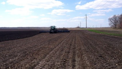 FENDT 936 with cultivator Kockerling Allrounder