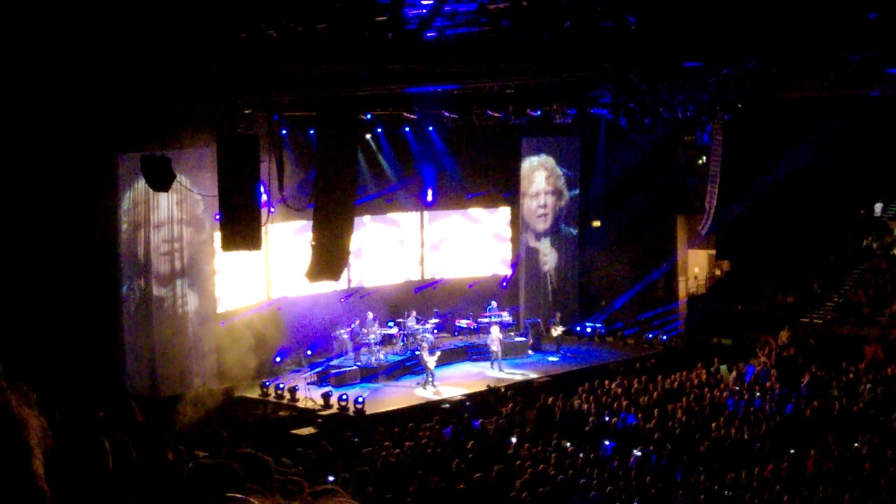 Simply Red - Something Got Me Started - Stars (Live @ Genting Arena, Birmingham, 20.11.2016)