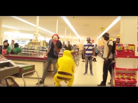 Đây mới thực sự là cách người chơi Pokemon GO chiến đấu ngoài đời