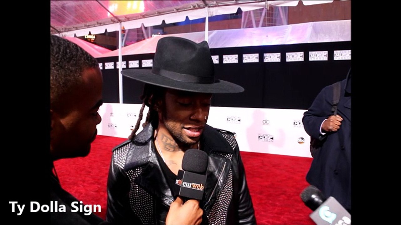 Ty Dolla Sign at 2016 American Music Awards Red Carpet