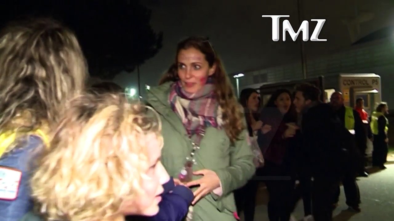 Justin Bieber Hits Fan in Barcelona For Getting Too Close!