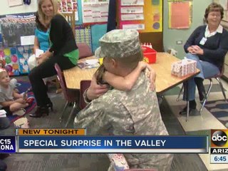 Soldier surprises daughter, comes home for holiday week