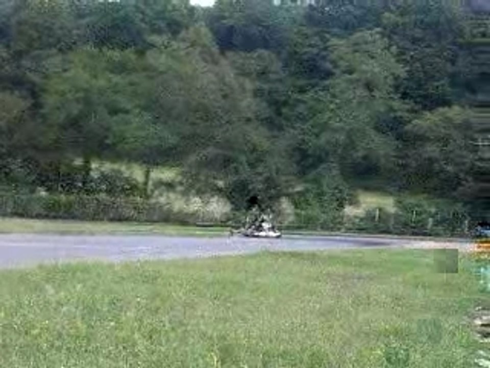 Vidéo Karting du kik 125 rotax sa pousse