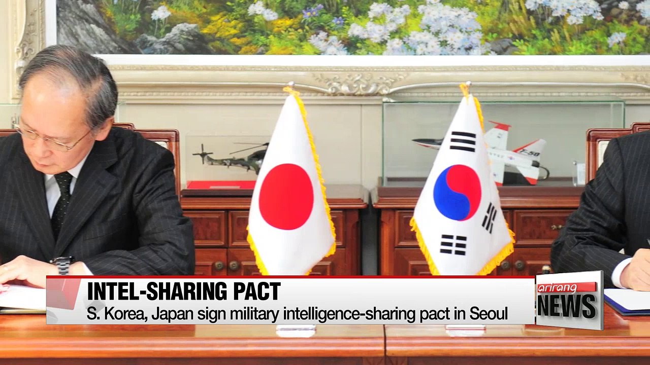 S. Korea, Japan sign military intelligence-sharing pact