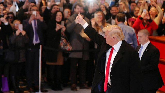 Дональд Трамп передумав саджати Гілларі Клінтон за ґрати