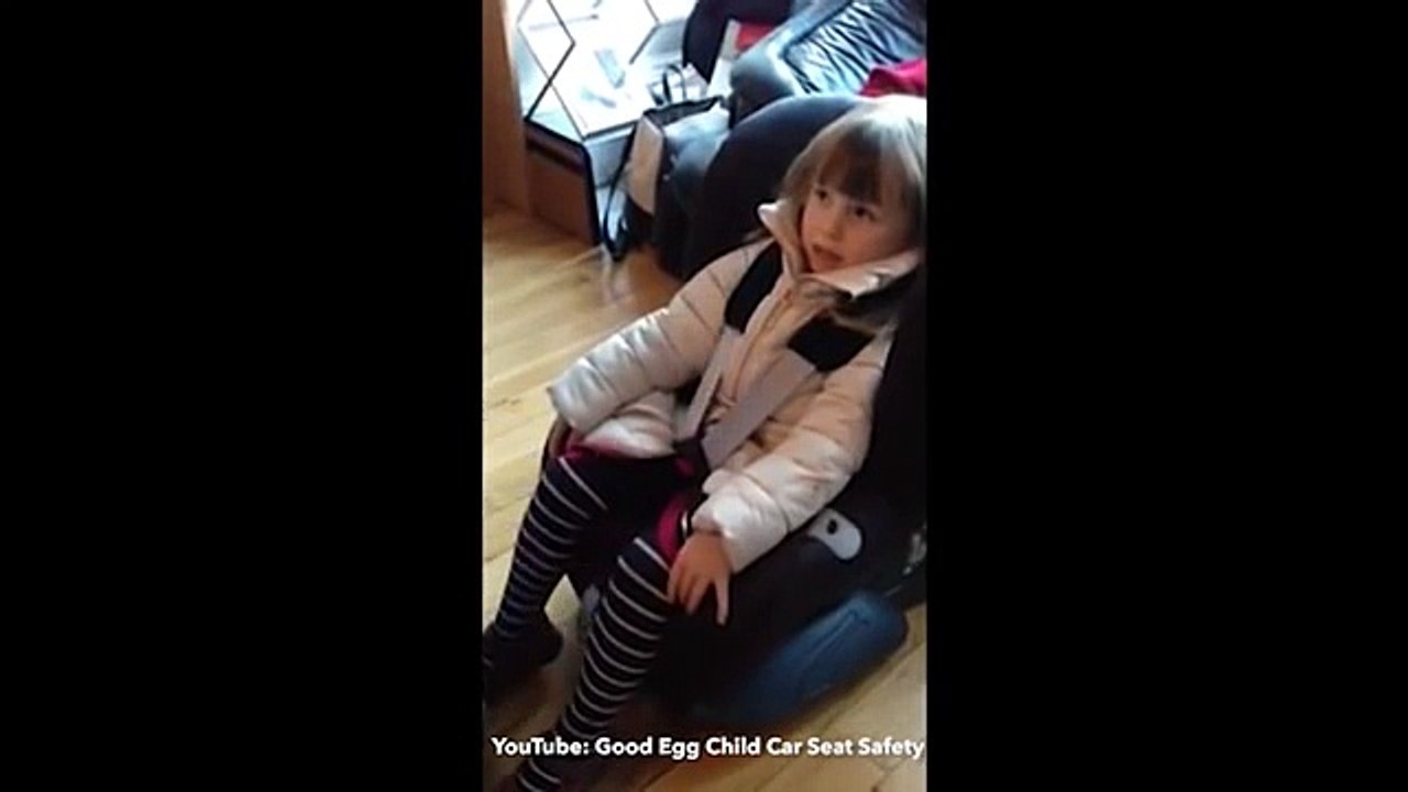 Regardez ceux qui peut arriver lorsqu'on attache des enfants à leur siège sans leur enlever le manteau