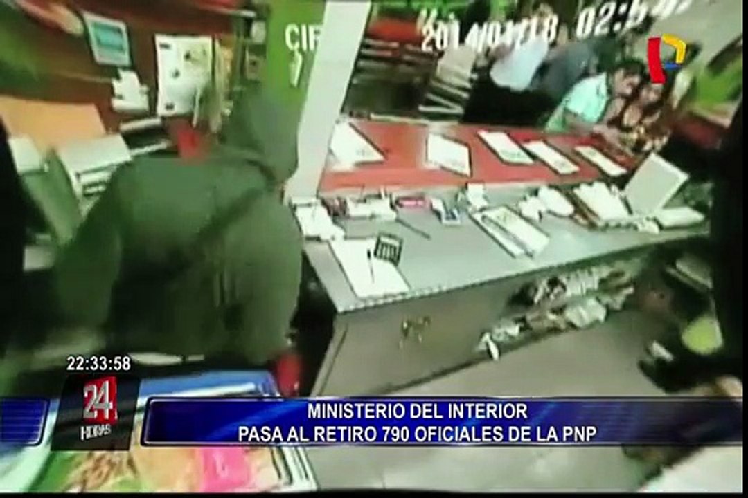 Ministerio del Interior pasa al retiro a 790 oficiales de la PNP