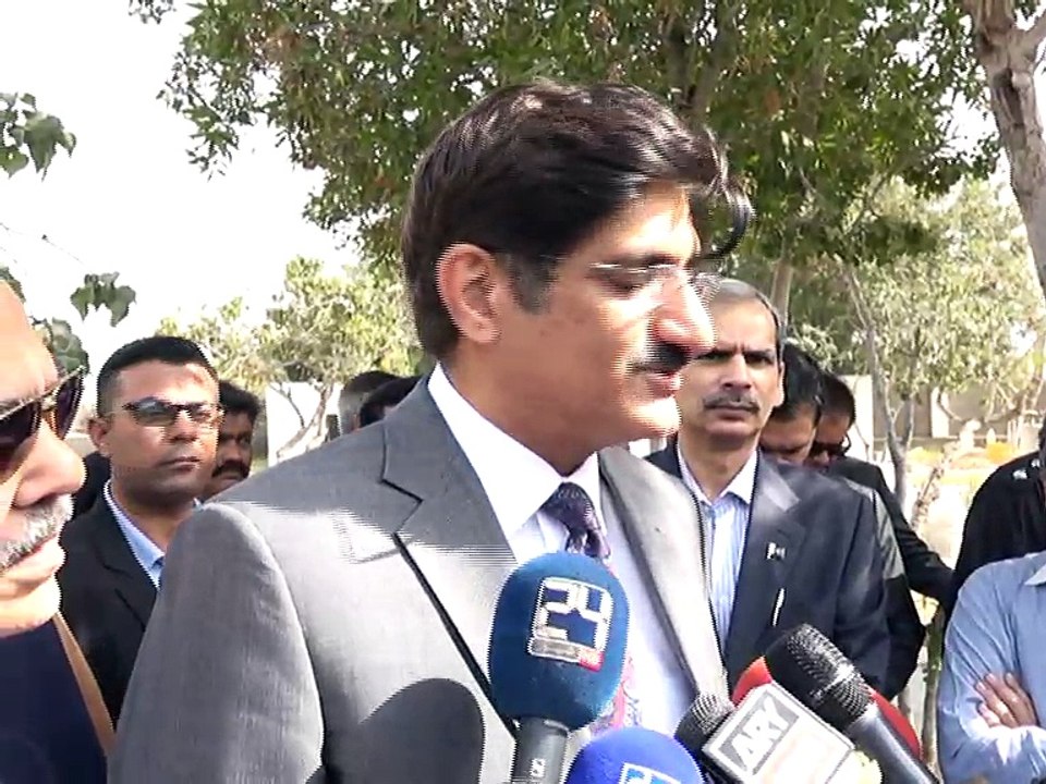 CM Sindh SYED MURAD ALI SHAH offers Dua at Mazar of Jameeluddin Ali...MEDIA TALK 23rd Nov 2016
