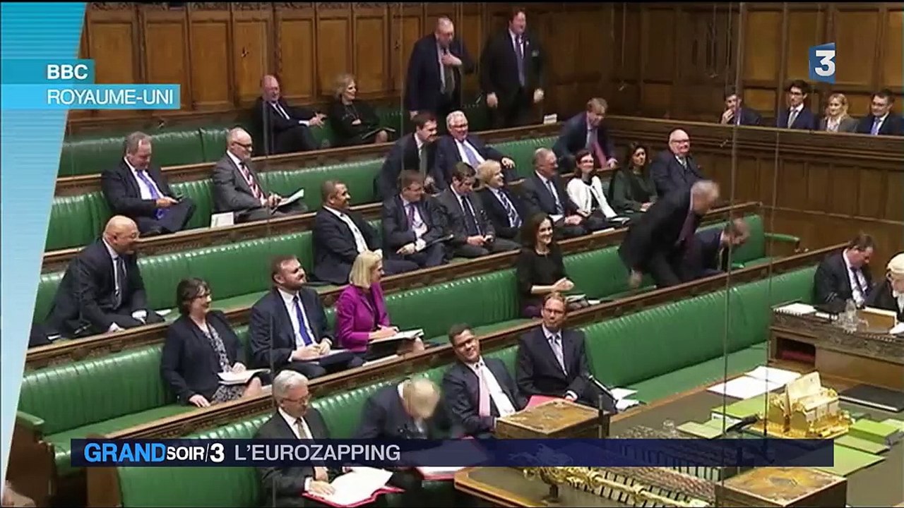 Eurozapping : Trump froisse le Royaume-Uni, une statue géante pour Karl Marx