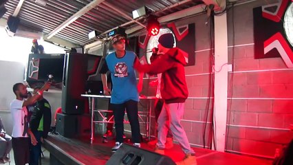 LETRA vs ADVERSO (Dieciseisavos) - Redbull Batalla De Los Gallos Venezuela 2016 - YouTube