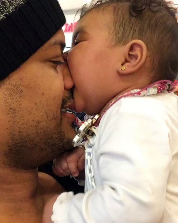 Ella ama a su papa