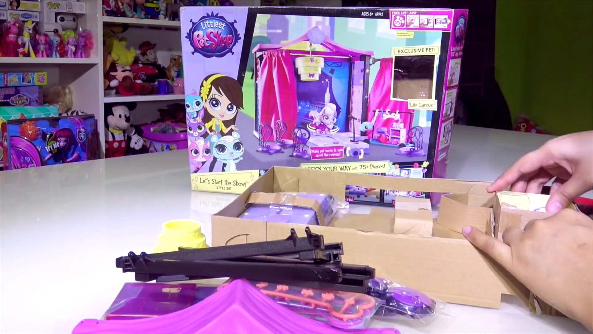⁣LPS Littlest Pet Shop Let's Start the Show Style Set - Kids' Toys
