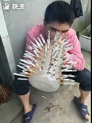 Muje Peeny ka Shoq Nahi Peeta Hun Gham Bhulany ko.