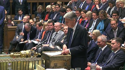 Autumn Statement: Personal allowance and minimum wage rise