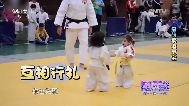 Wrestling kids - مصارعة اطفال Funny videos