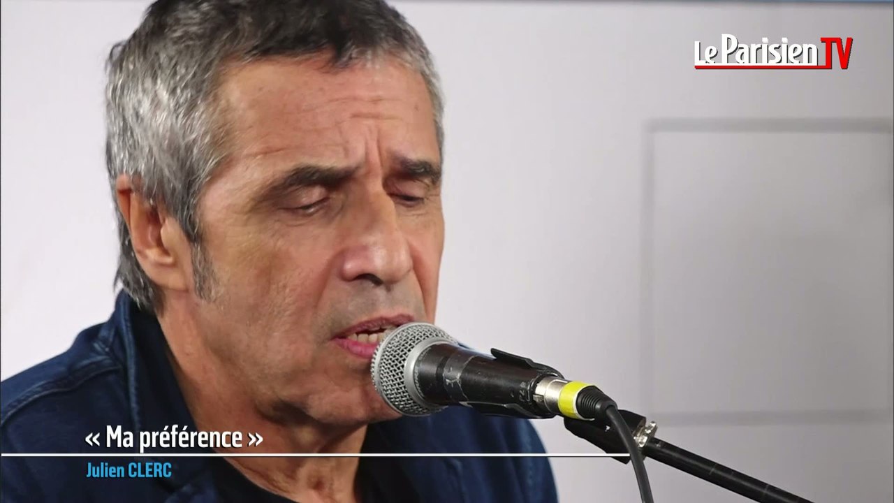 Julien Clerc chante ses hits en live au Parisien