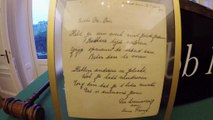Anne-Frank-Gedicht für 140.000 Euro versteigert
