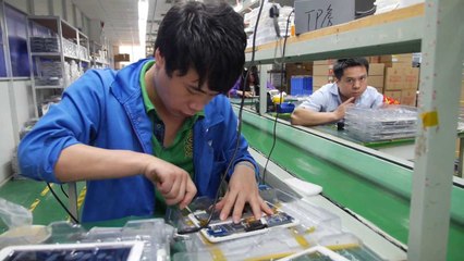 How the Chinese make smartphones Shocked Video Must Watch Worldmag24