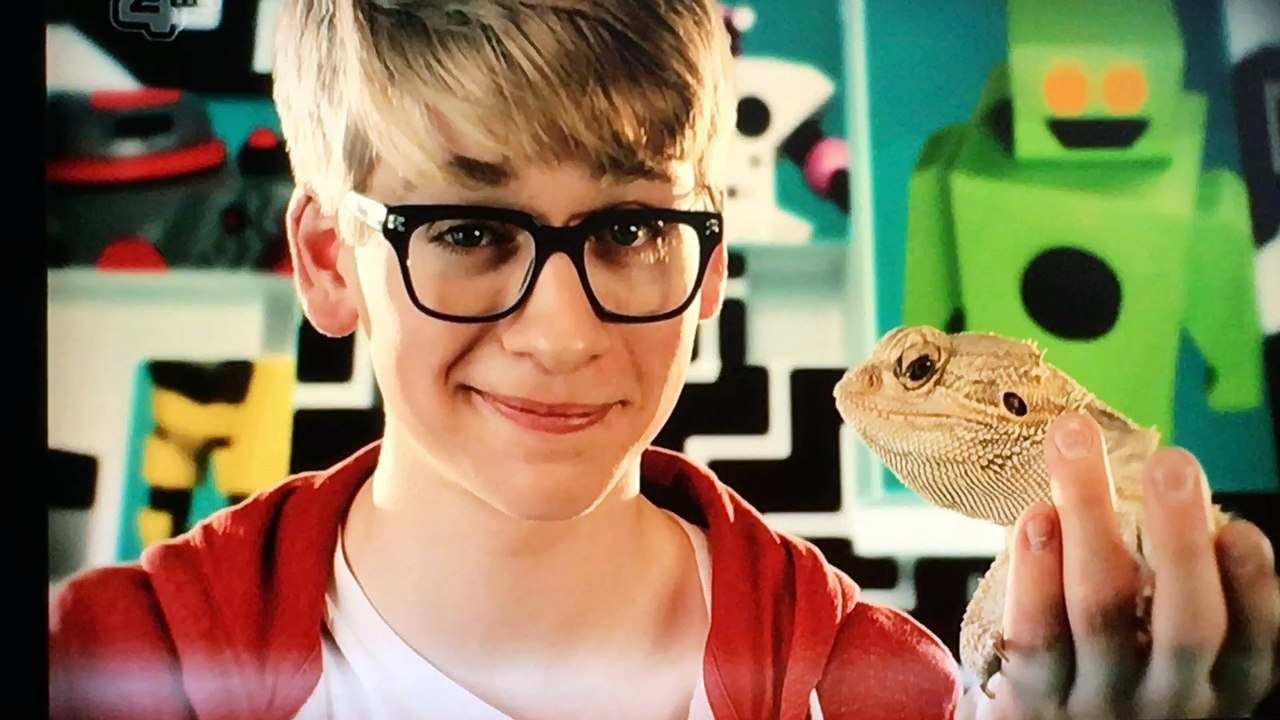 Hollyoaks opening credits 2016
