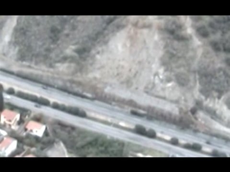 Letojanni (ME) - Frana di sulla A18 "Messina-Catania", 10 avvisi di garanzia (24.11.16)