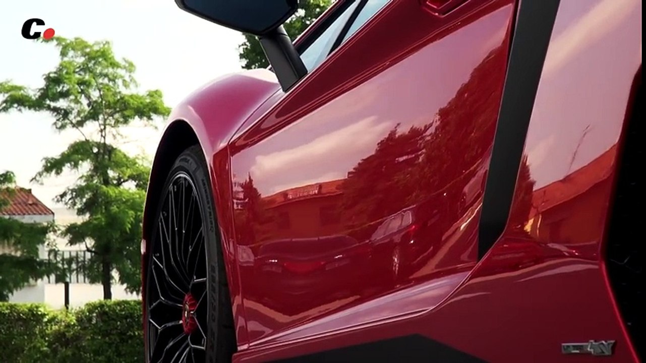 ITALIAN JOB Cap. 2  Lamborghini Aventador SV   Prueba   Test   Review en español