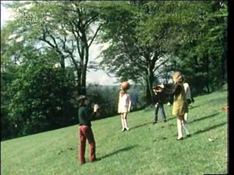 Last of the Summer Wine - S01 E01 - Short Back and Palais Glide