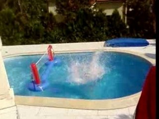 Saut piscine