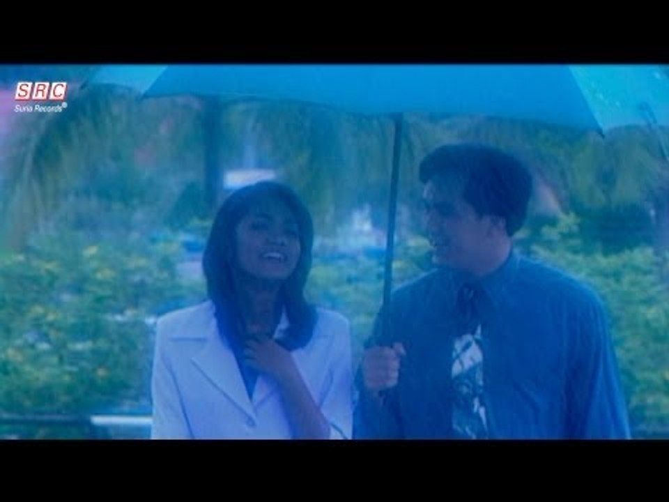 Liza Hanim - Hujan Di Tengah Hari (Official Music Video - HD)