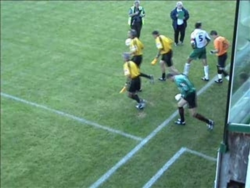 Virton Waasland - Début de match