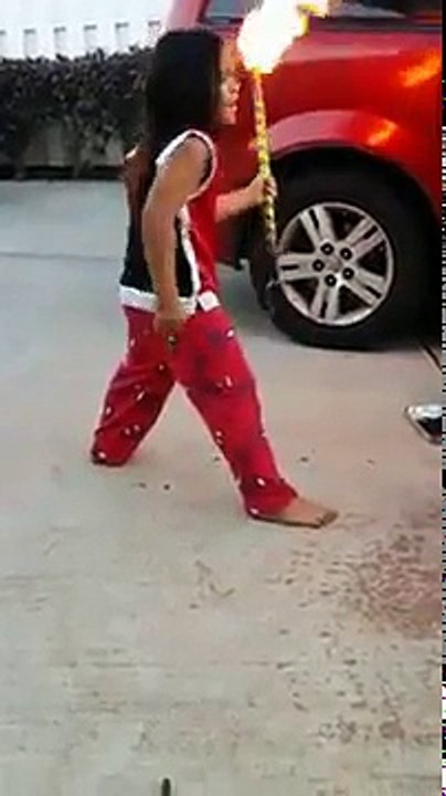 Hindustan me rahna hai to wandemataram kahna hoga song by a little cute girl